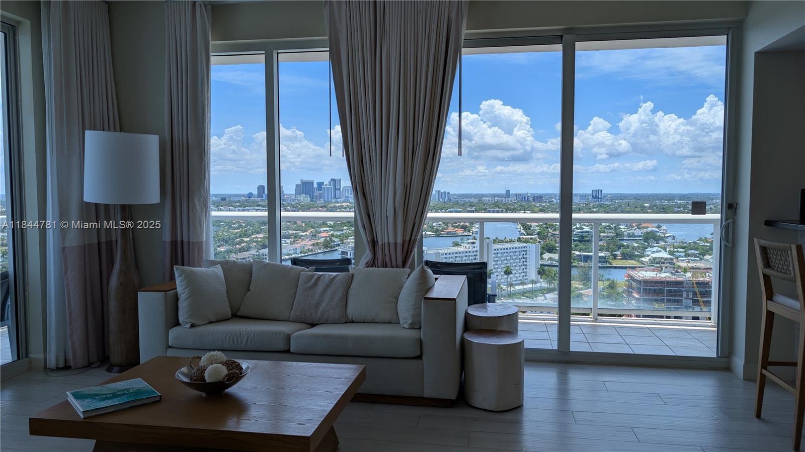 505 N Fort Lauderdale Beach Blvd 2501, Fort Lauderdale, FL, 33304/$625,000 2 505 N Fort Lauderdale Beach Blvd 2501
