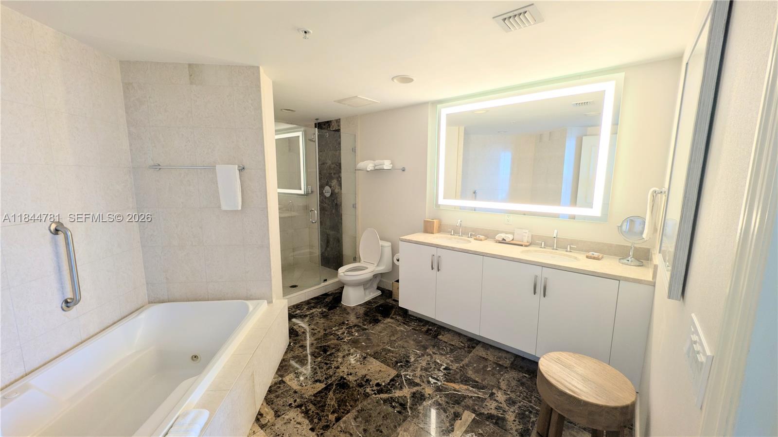 Q CLUB RESORT & RESIDENCE - Residential