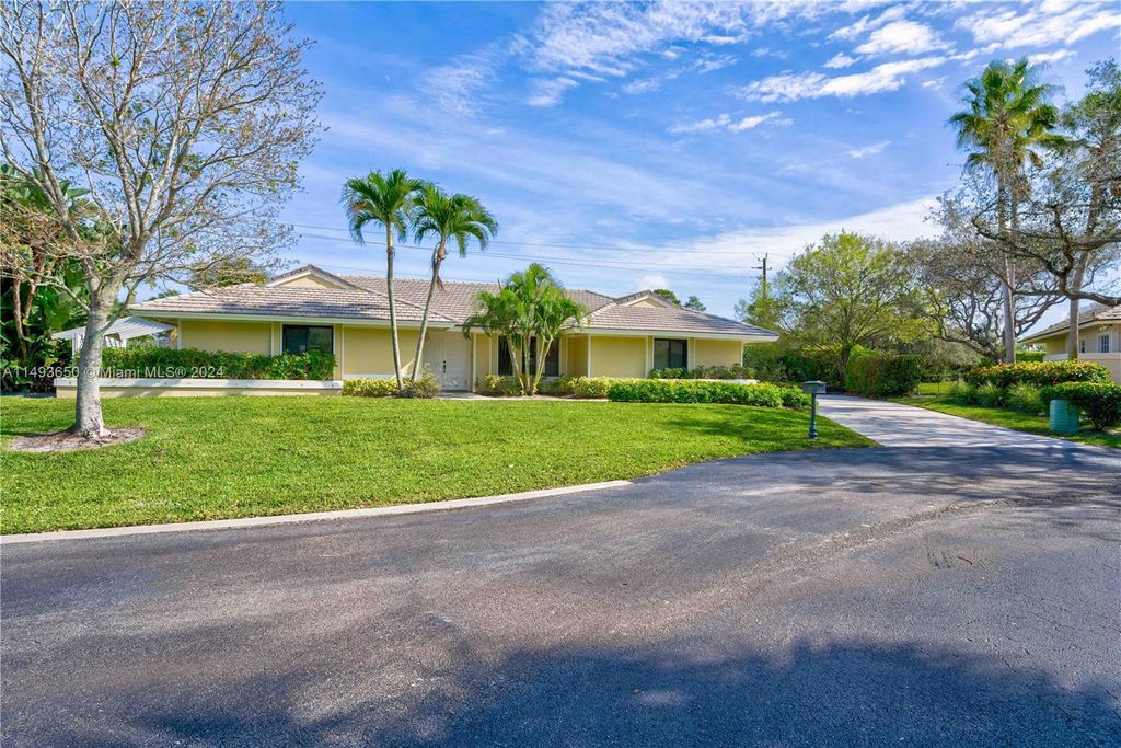 Photo of 18701 SE River Ridge Rd, Tequesta, FL 33469 (MLS # A11493650)