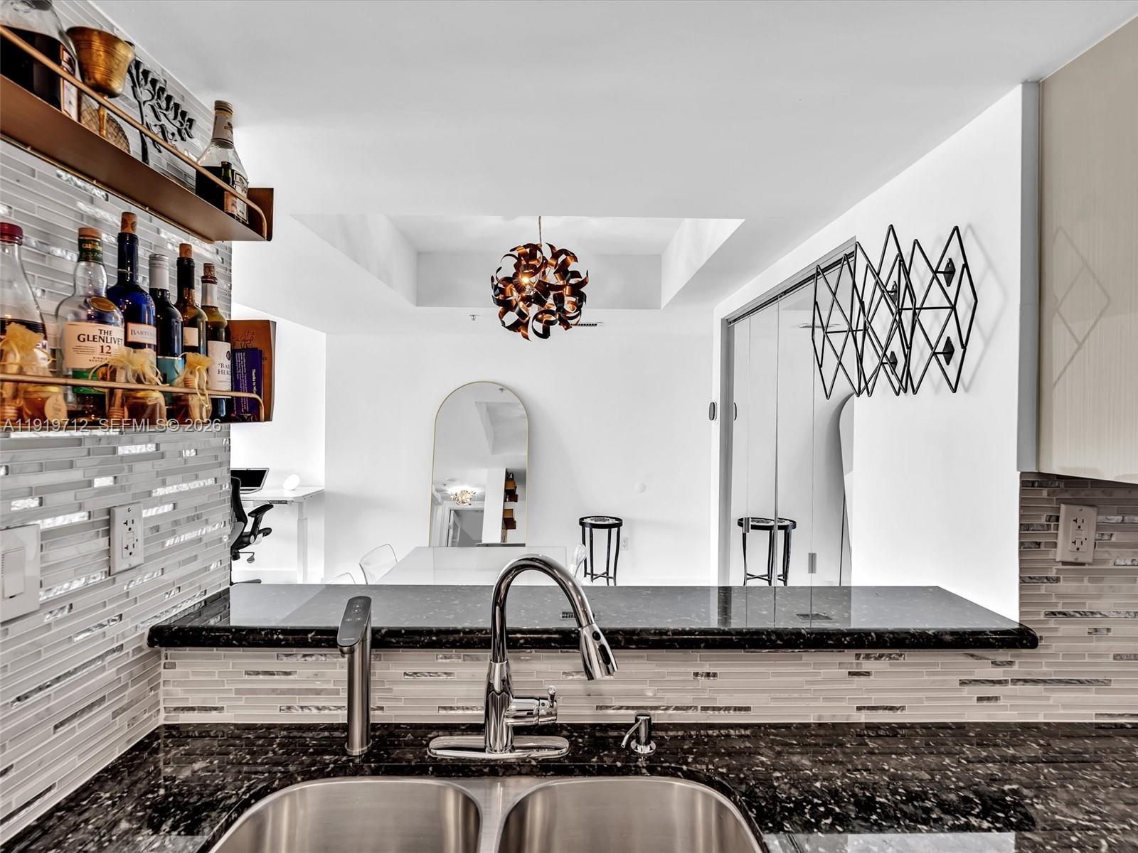 THE FLORIDIAN CONDO - Residential