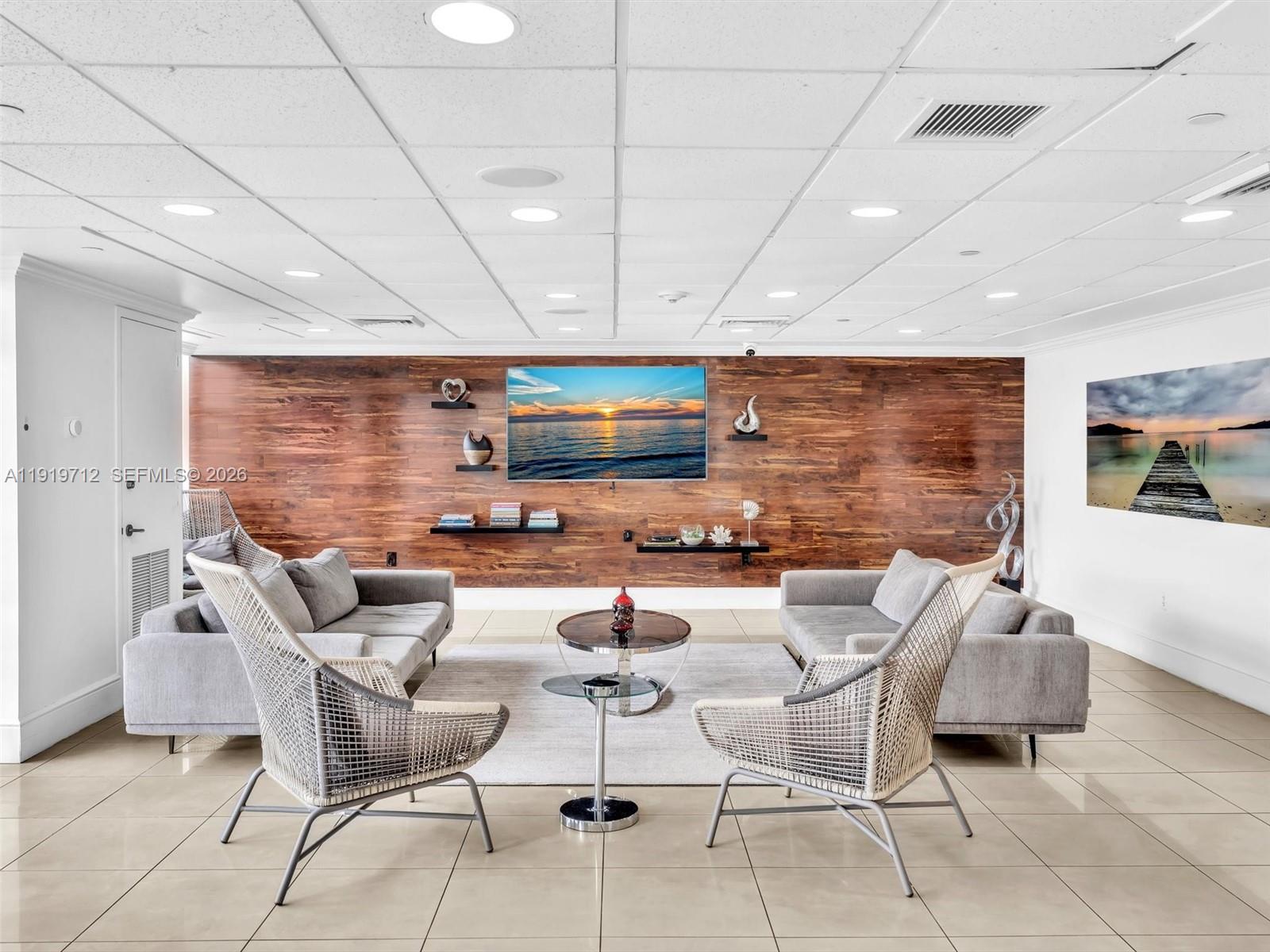 THE FLORIDIAN CONDO - Residential