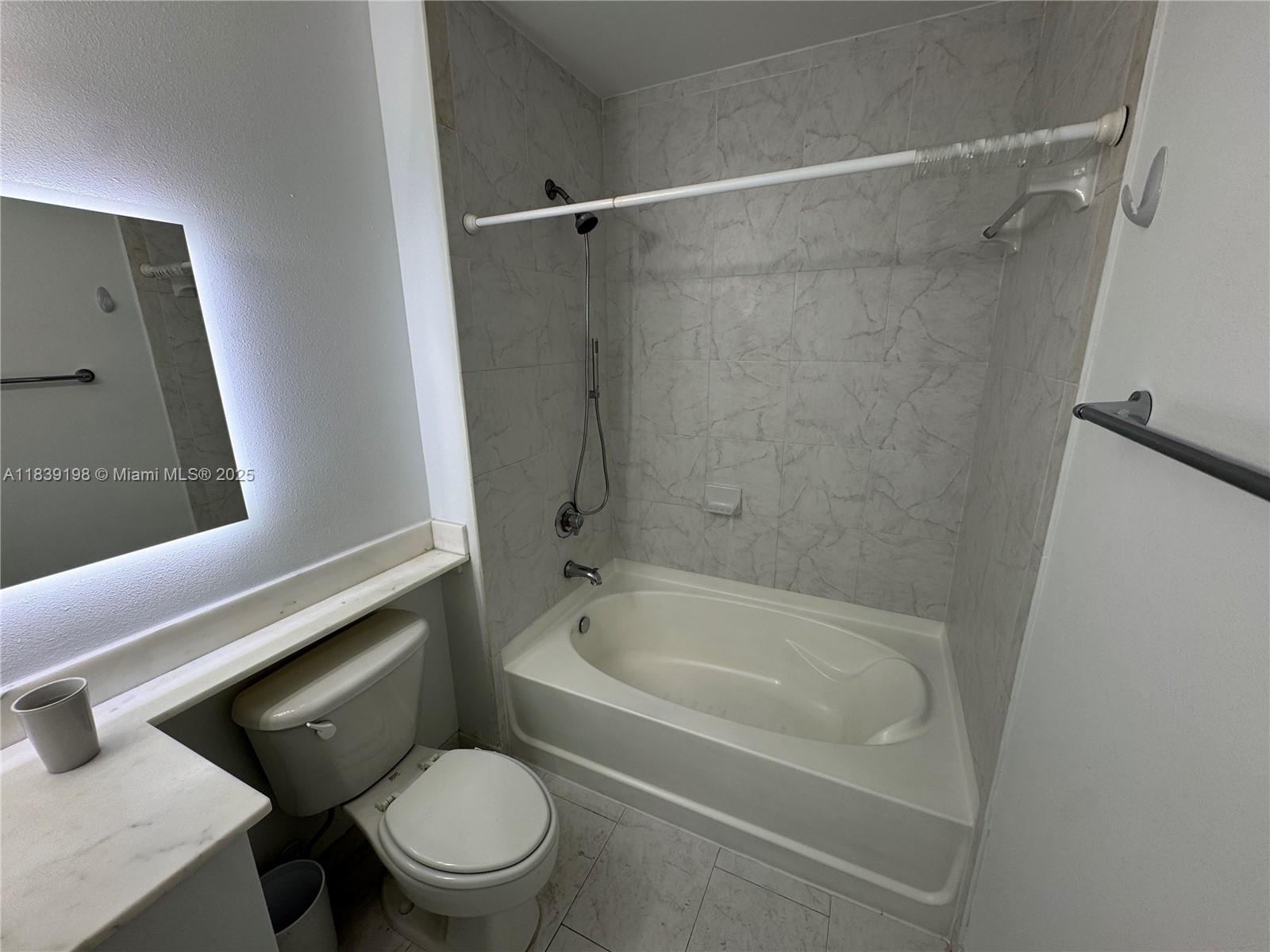 THE LOFT DOWNTOWN CONDO - Residential