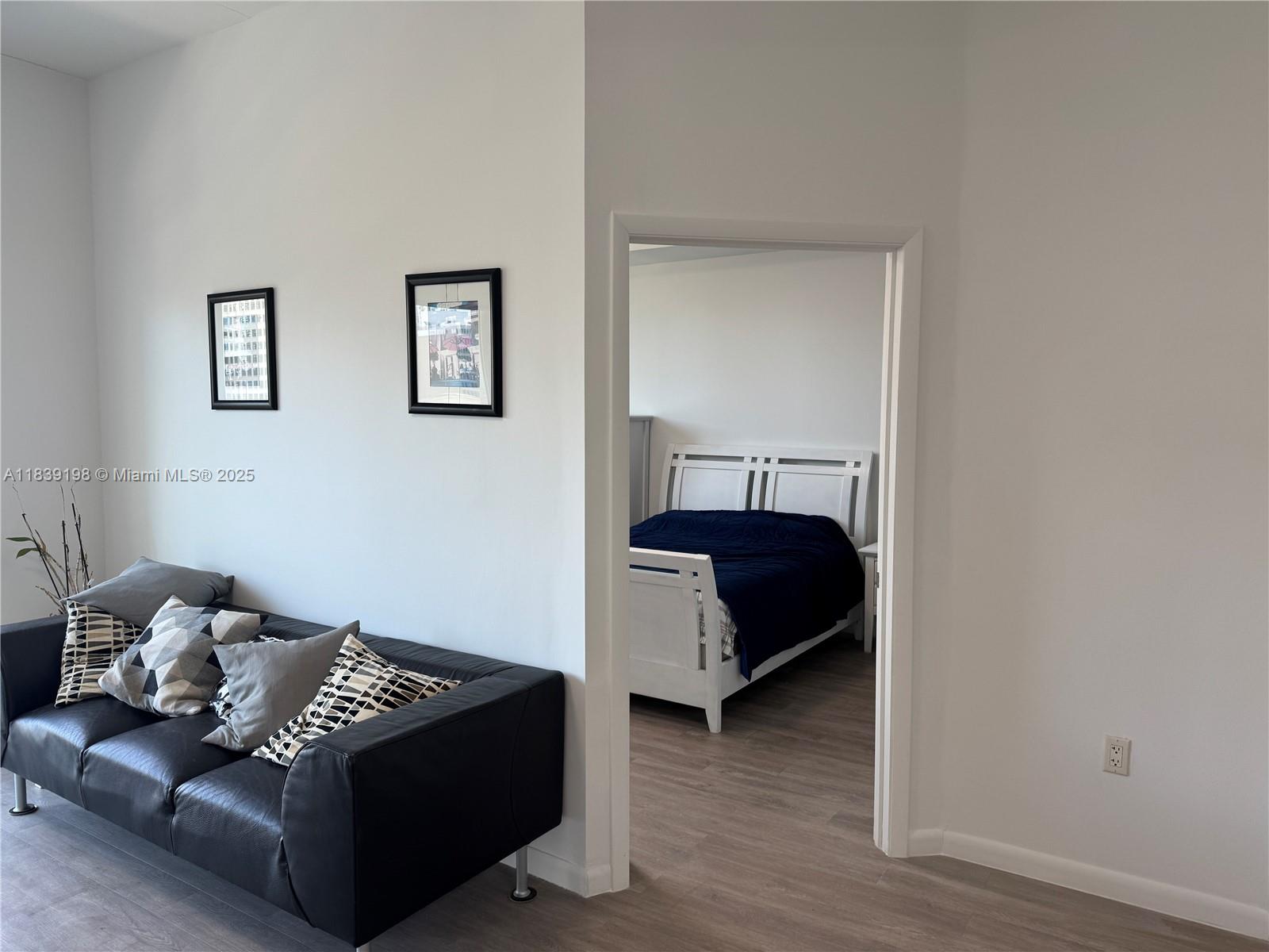 THE LOFT DOWNTOWN CONDO - Residential