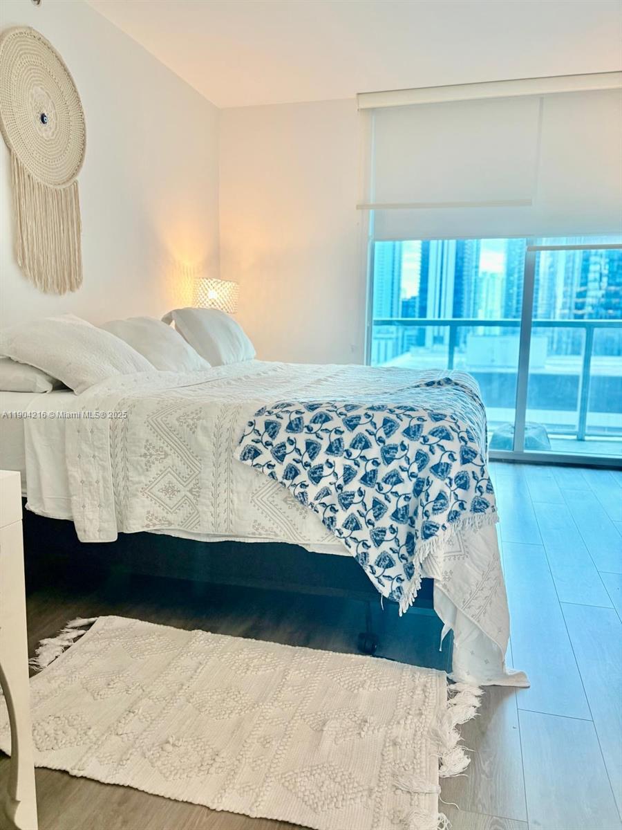 500 BRICKELL WEST CONDO - Residential Lease