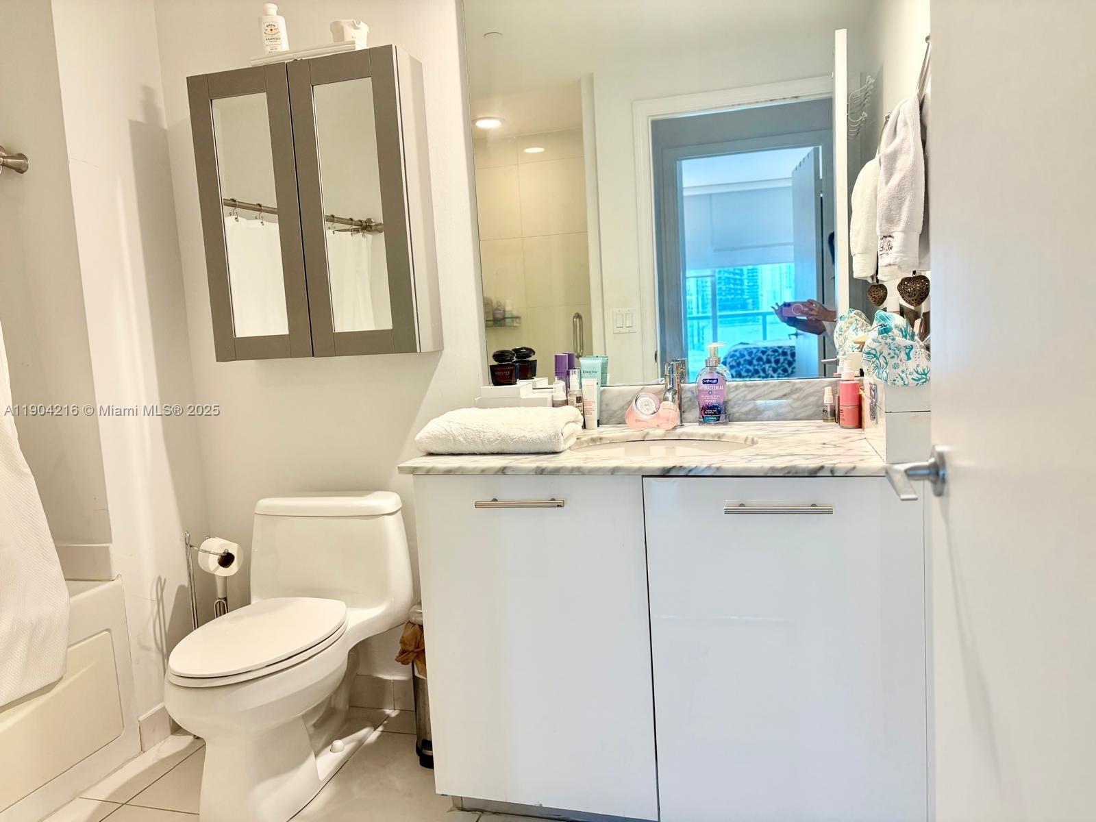 500 BRICKELL WEST CONDO - Residential Lease