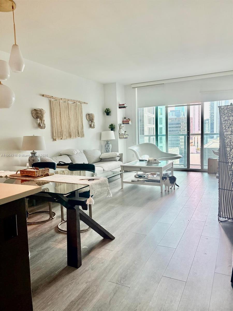 500 BRICKELL WEST CONDO - Residential Lease