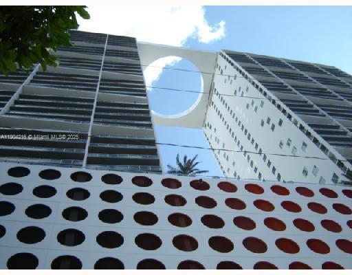 500 BRICKELL WEST CONDO - Residential Lease