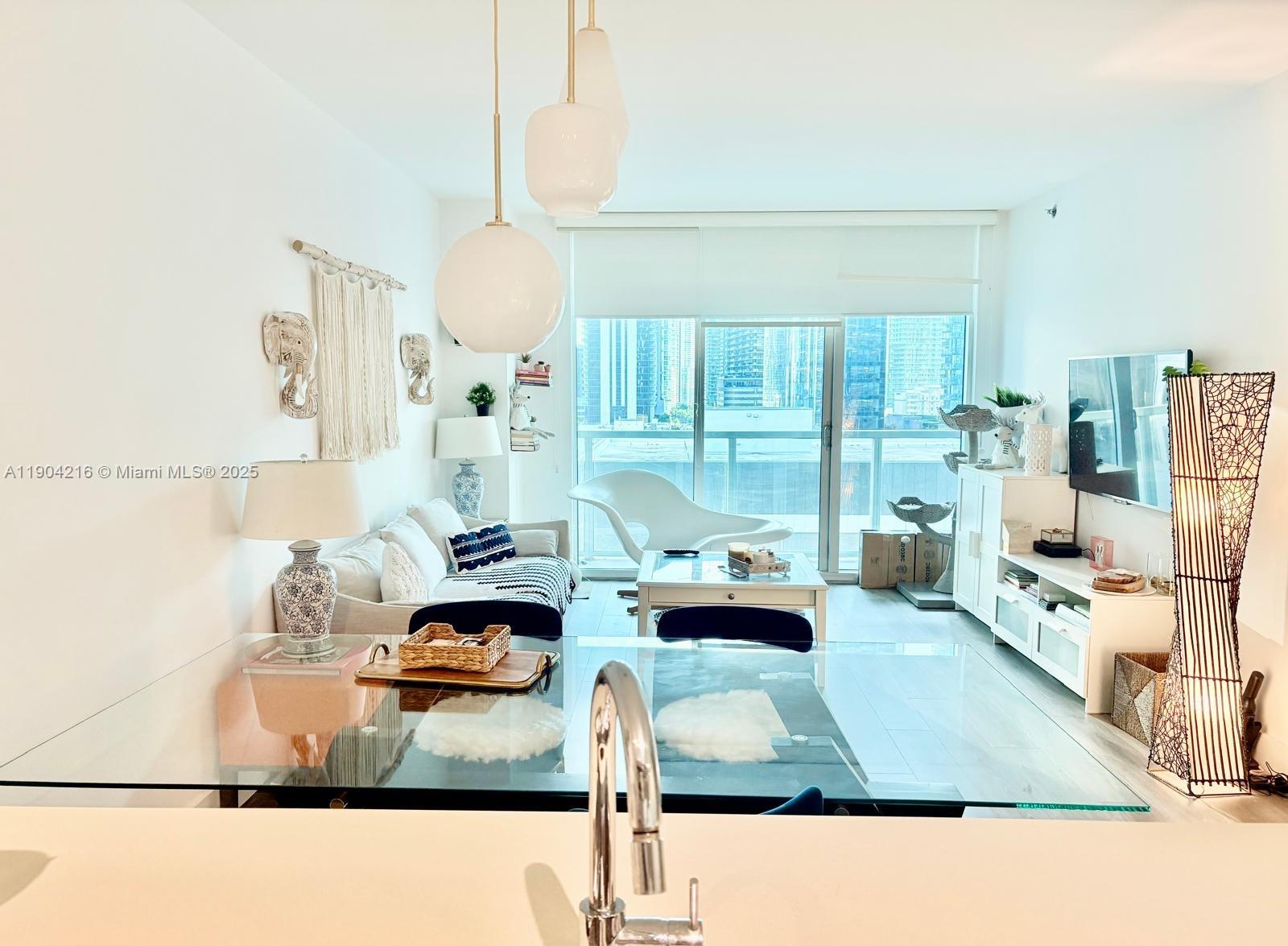 500 BRICKELL WEST CONDO - Residential Lease