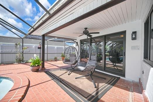 SAN SEBASTIAN UNIT NO 5 - Residential