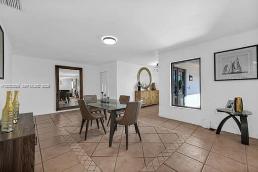 SAN SEBASTIAN UNIT NO 5 - Residential