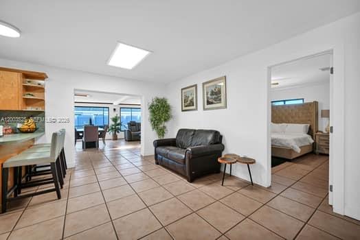 SAN SEBASTIAN UNIT NO 5 - Residential