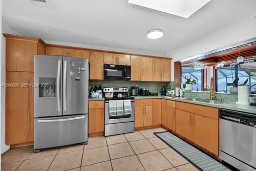 SAN SEBASTIAN UNIT NO 5 - Residential