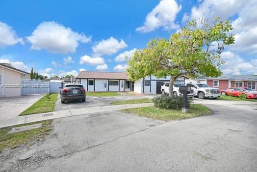 SAN SEBASTIAN UNIT NO 5 - Residential