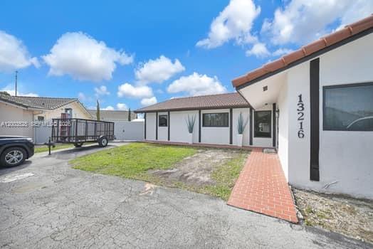 SAN SEBASTIAN UNIT NO 5 - Residential