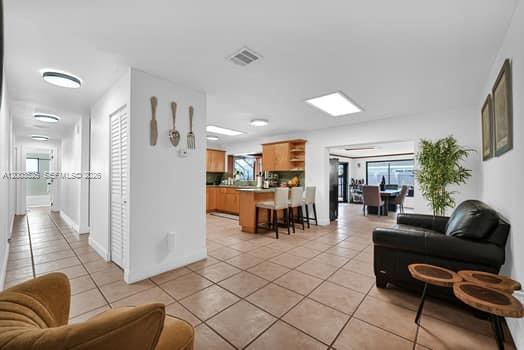 SAN SEBASTIAN UNIT NO 5 - Residential