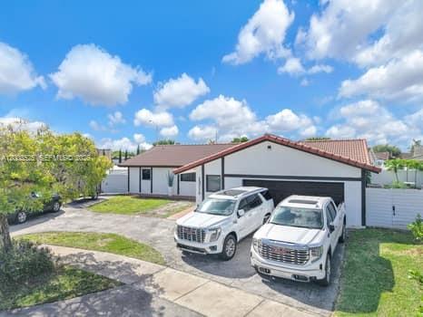 SAN SEBASTIAN UNIT NO 5 - Residential