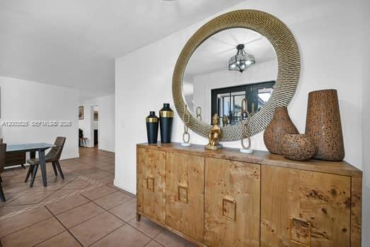 SAN SEBASTIAN UNIT NO 5 - Residential