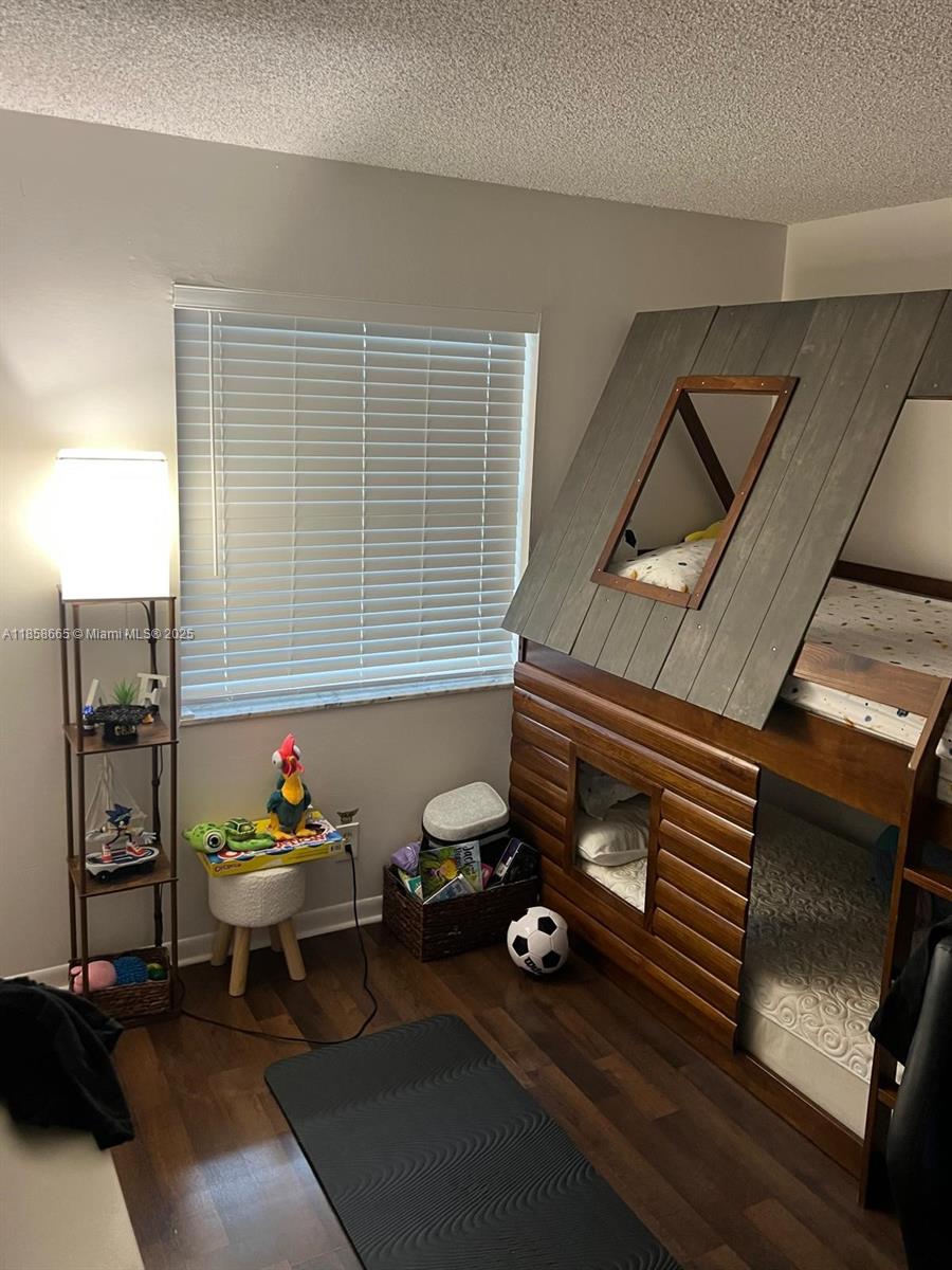 ISLE OF SANDALFOOT CONDO - Residential Lease