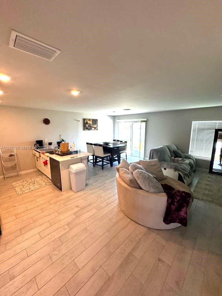 PORT LA BELLE UNIT 8 - Residential