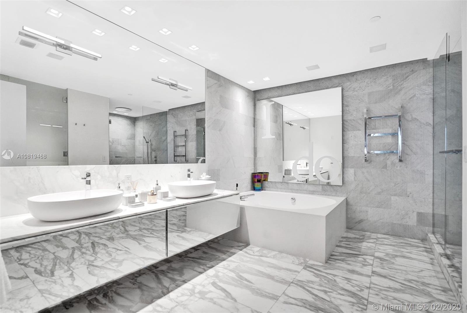 OCEANA BAL HARBOUR CONDO - Residential