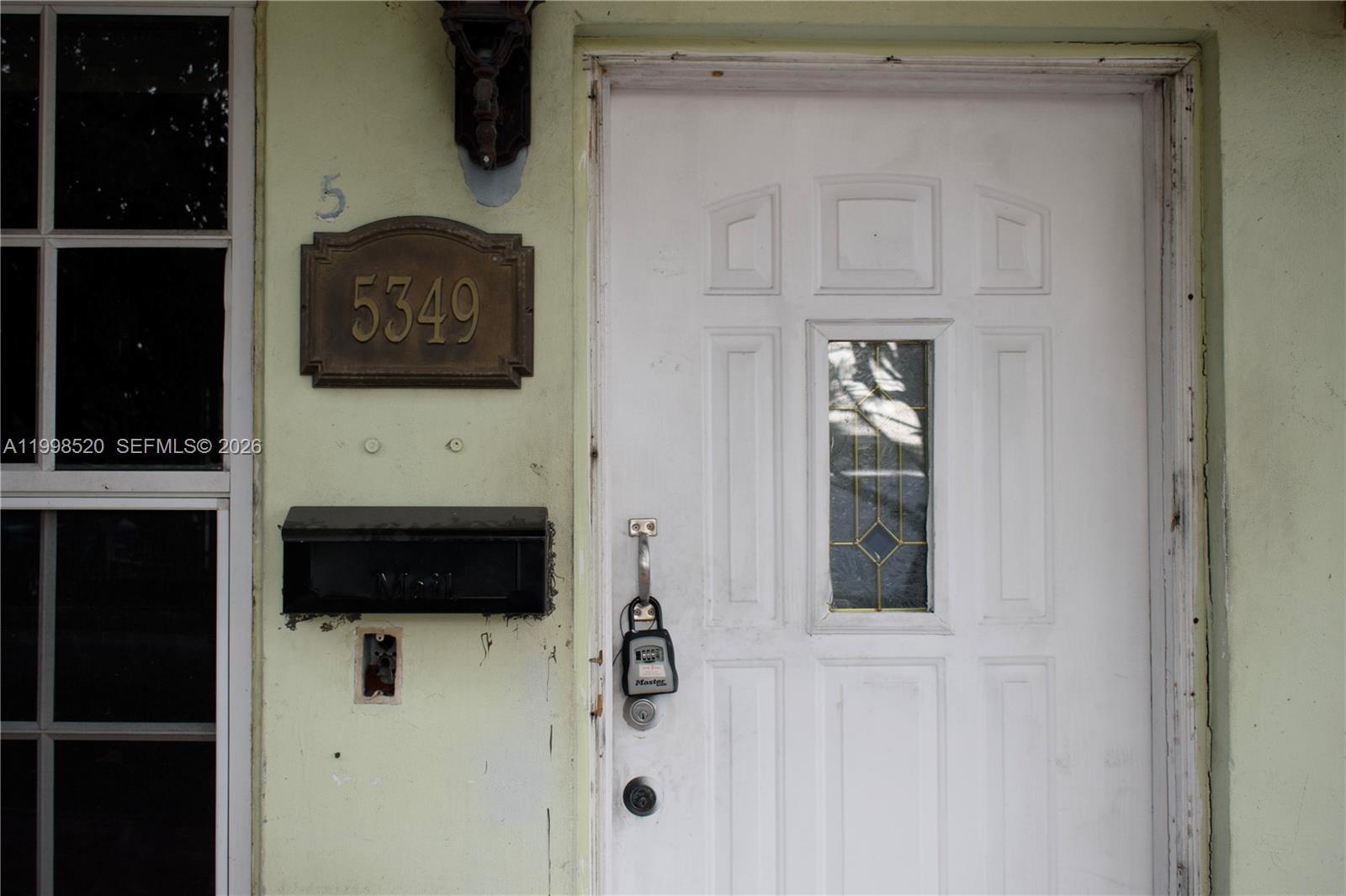 PALM SPRINGS ESTS 9TH ADD - Residential