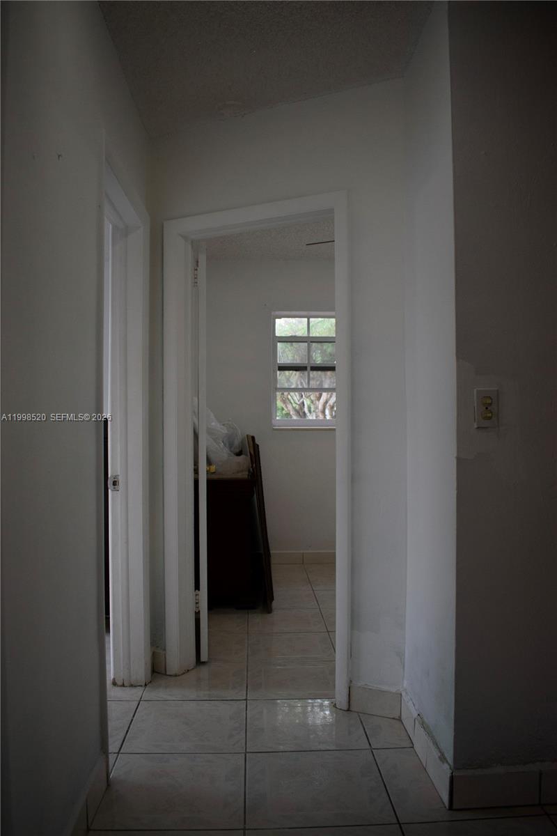 PALM SPRINGS ESTS 9TH ADD - Residential