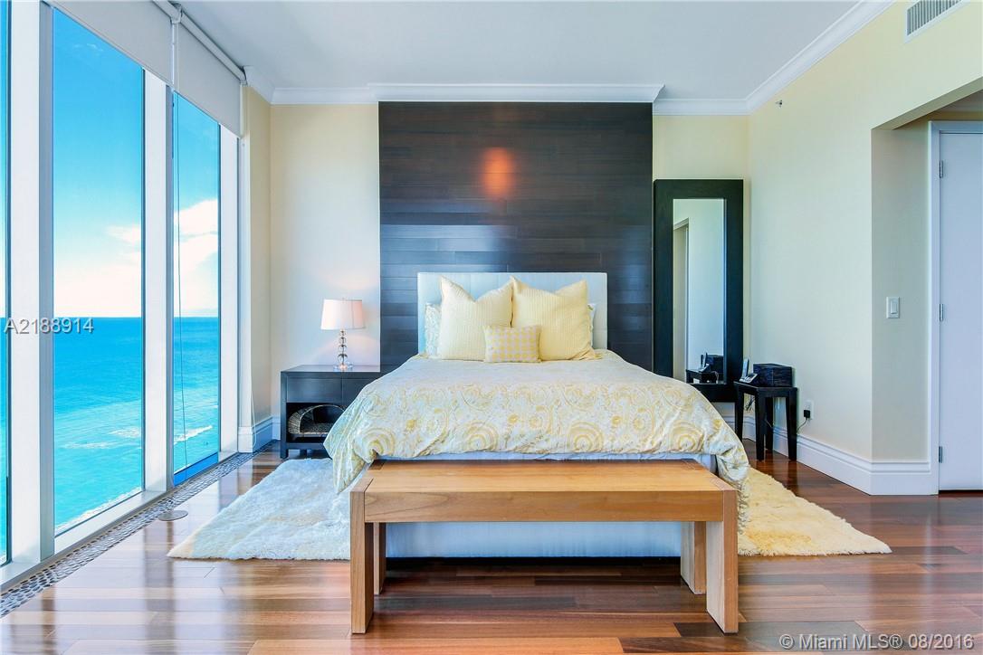 CARILLON - Residential Lease