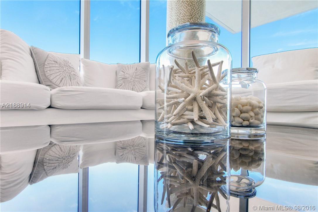 CARILLON - Residential Lease