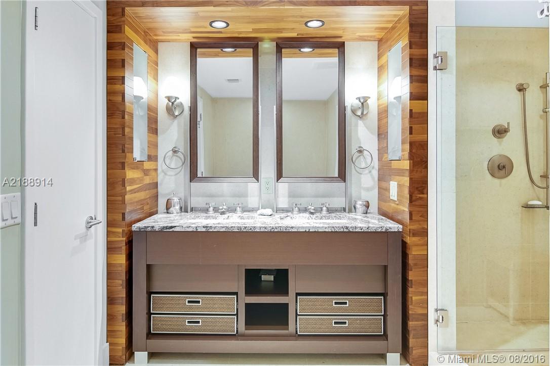 CARILLON - Residential Lease