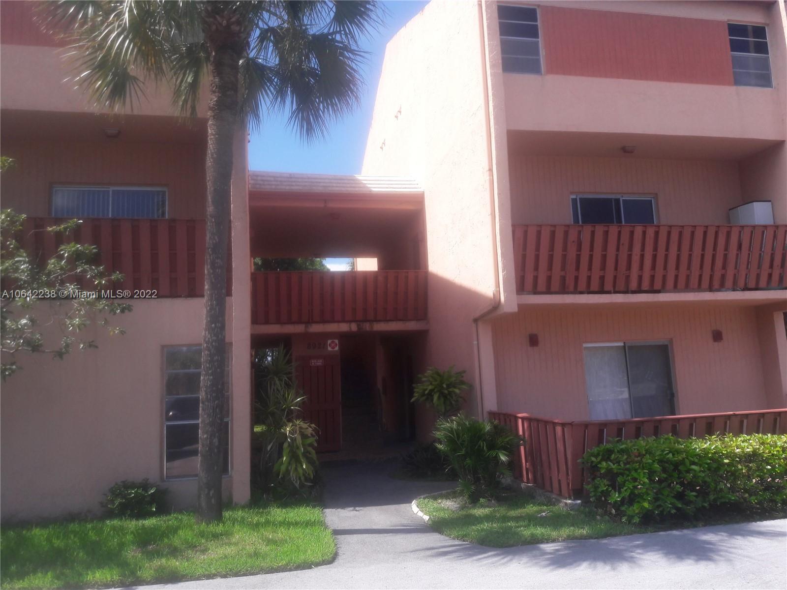 SUN & LAKE CONDO - Residential