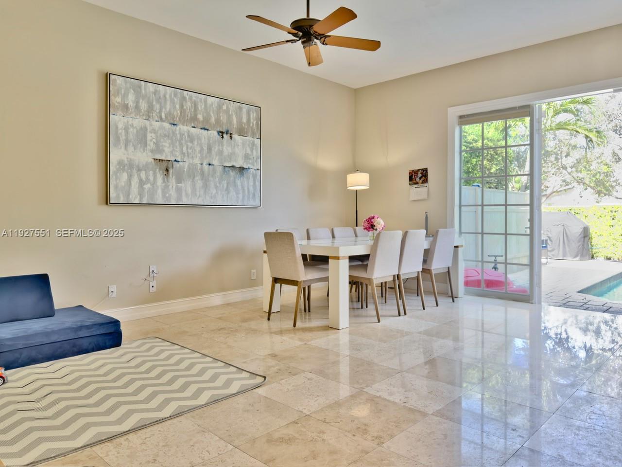 RIVER OAKS - Residential Lease