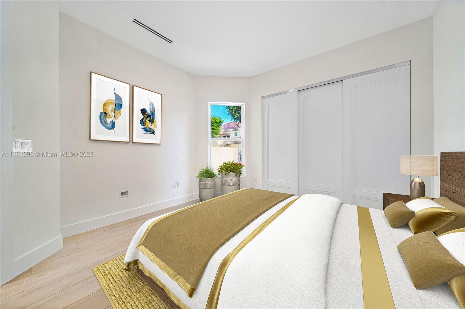 ISLAND WAY - Residential