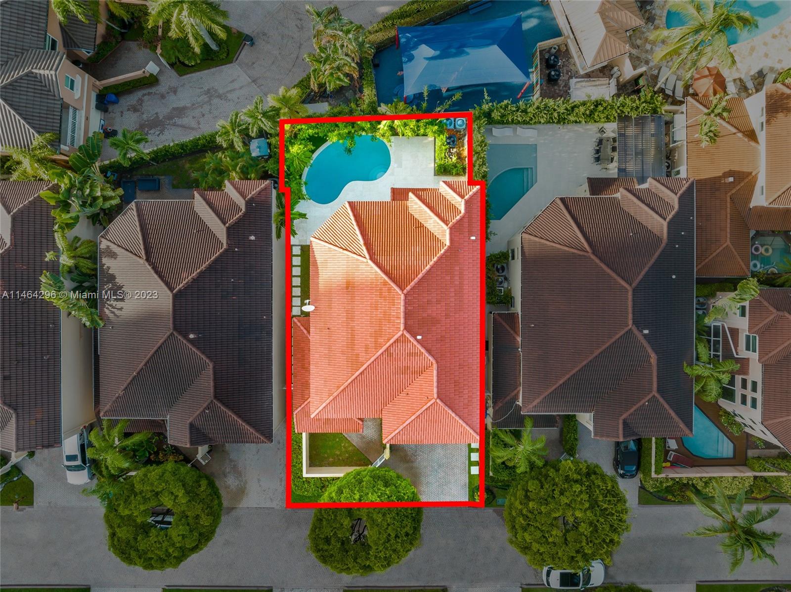 ISLAND WAY - Residential