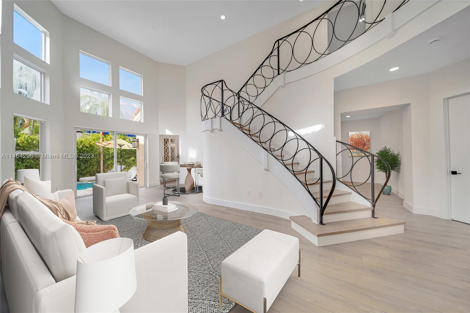 ISLAND WAY - Residential