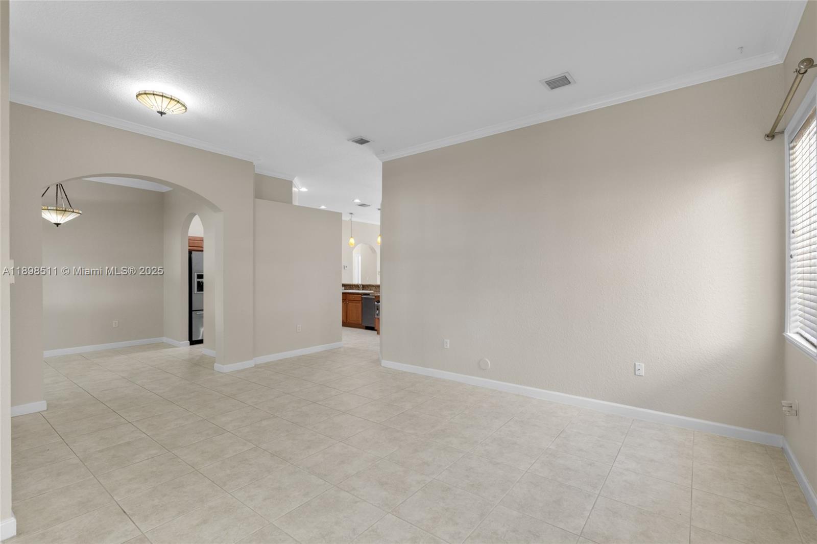 LAKES BY THE BAY AMBER - Residential