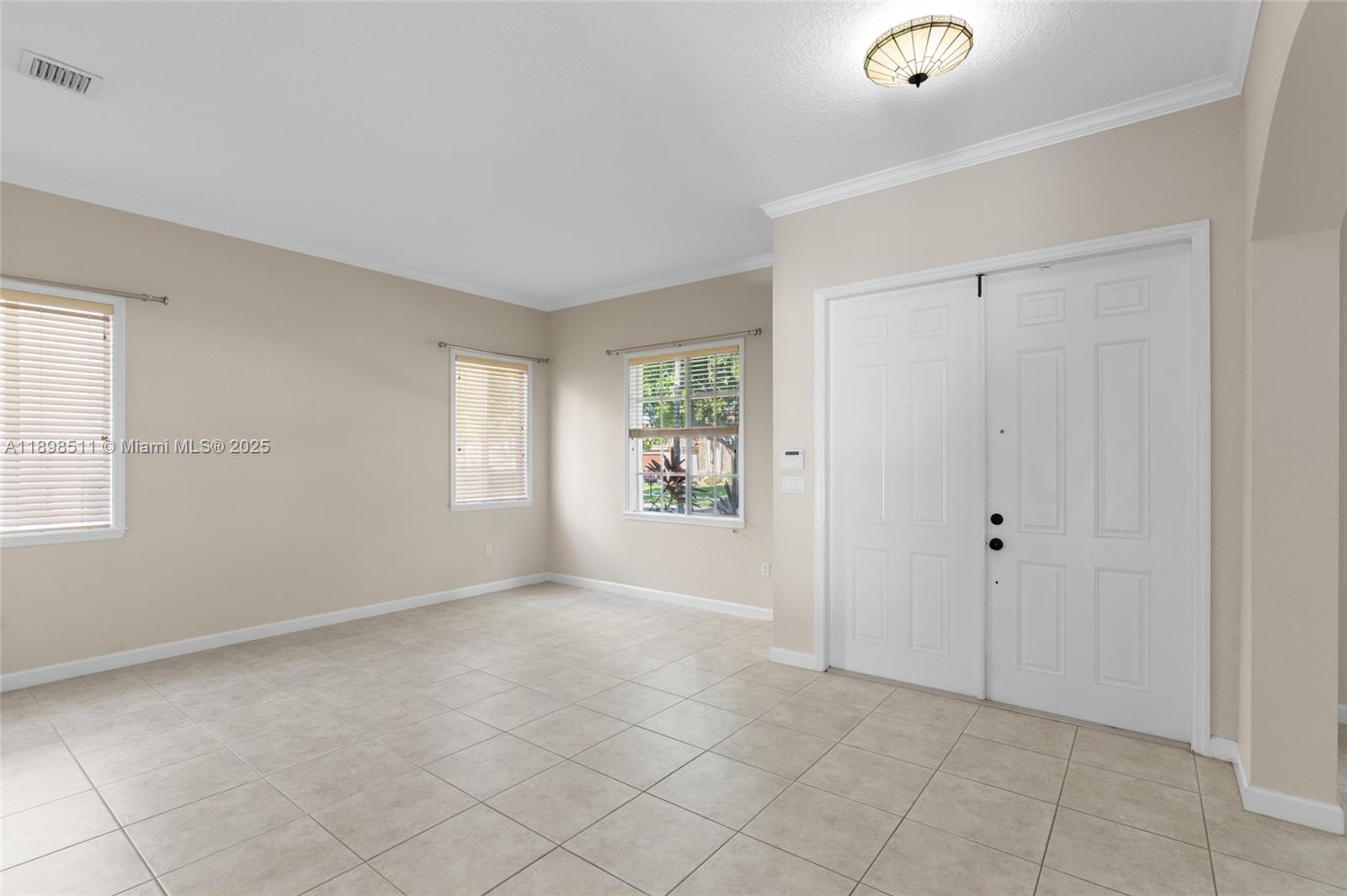 LAKES BY THE BAY AMBER - Residential