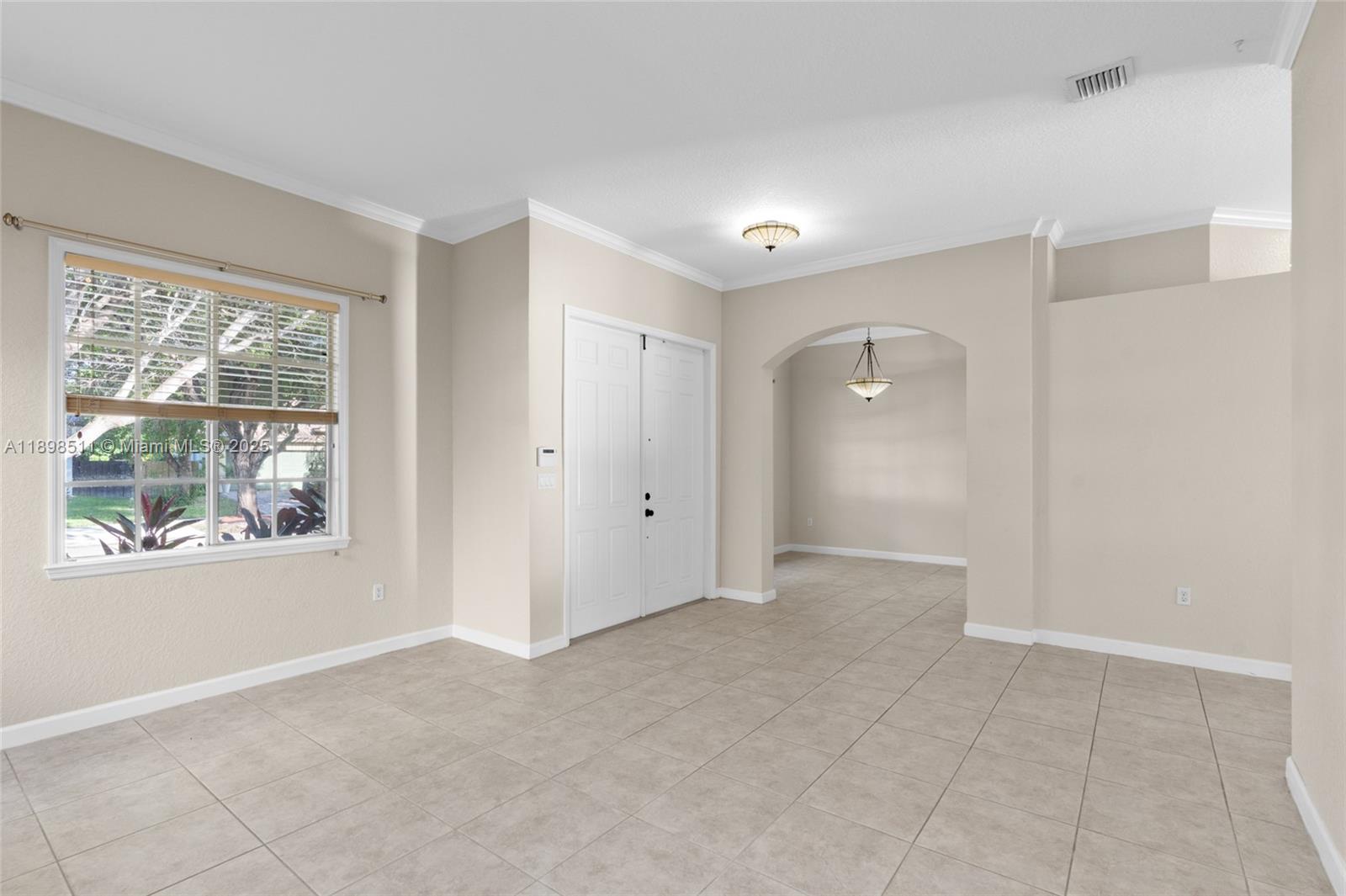 LAKES BY THE BAY AMBER - Residential