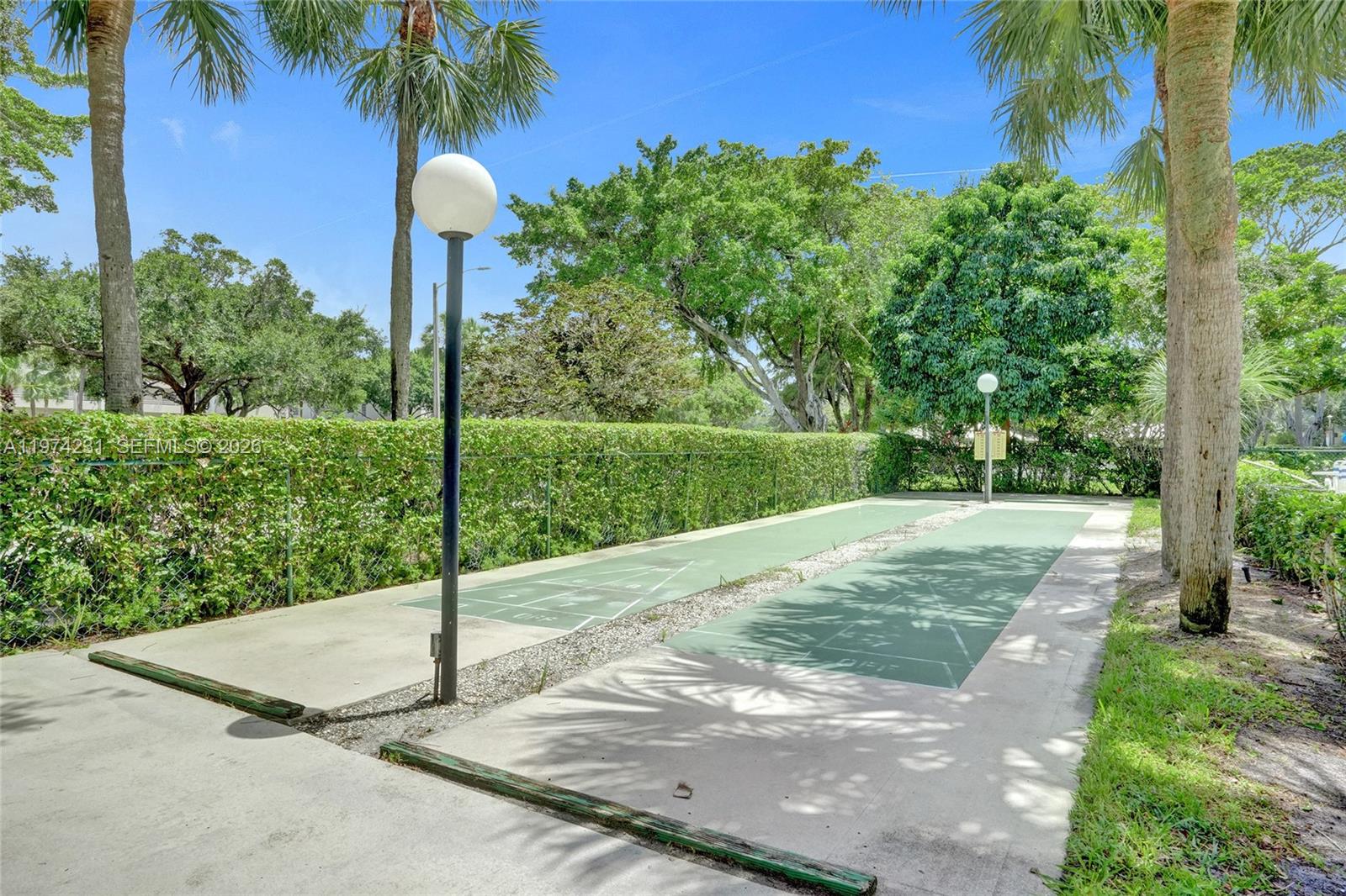 NO 96 PALM-AIRE COUNTRY C - Residential Lease