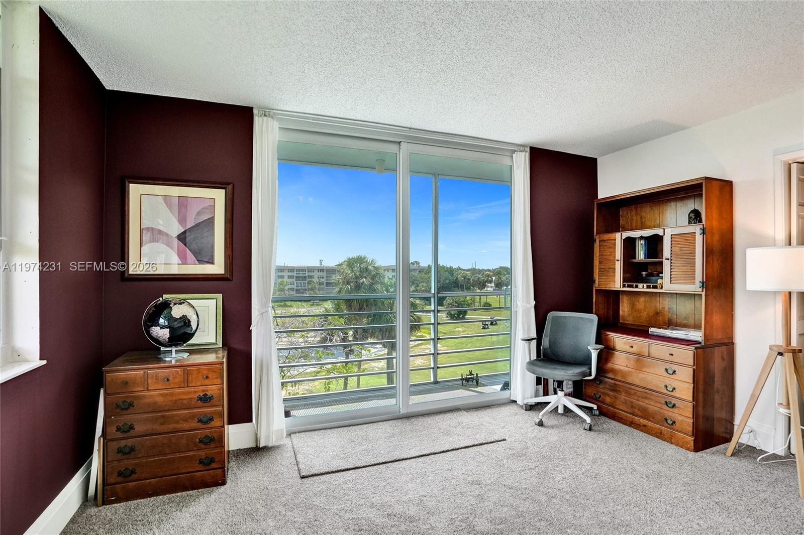 NO 96 PALM-AIRE COUNTRY C - Residential Lease