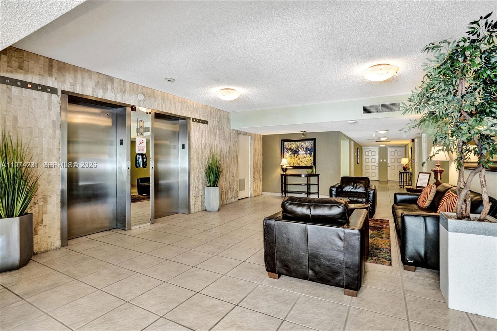 NO 96 PALM-AIRE COUNTRY C - Residential Lease