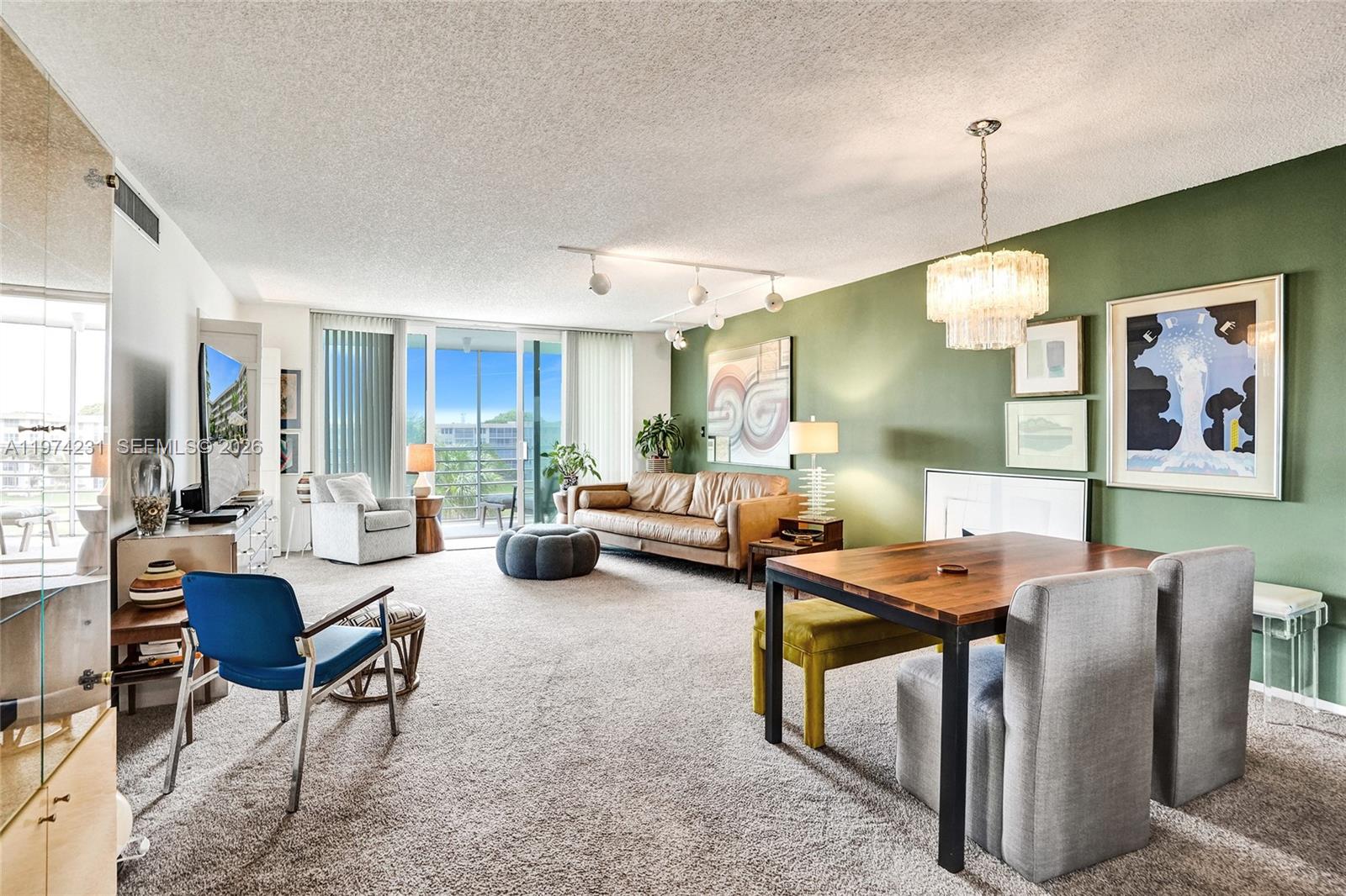 NO 96 PALM-AIRE COUNTRY C - Residential Lease