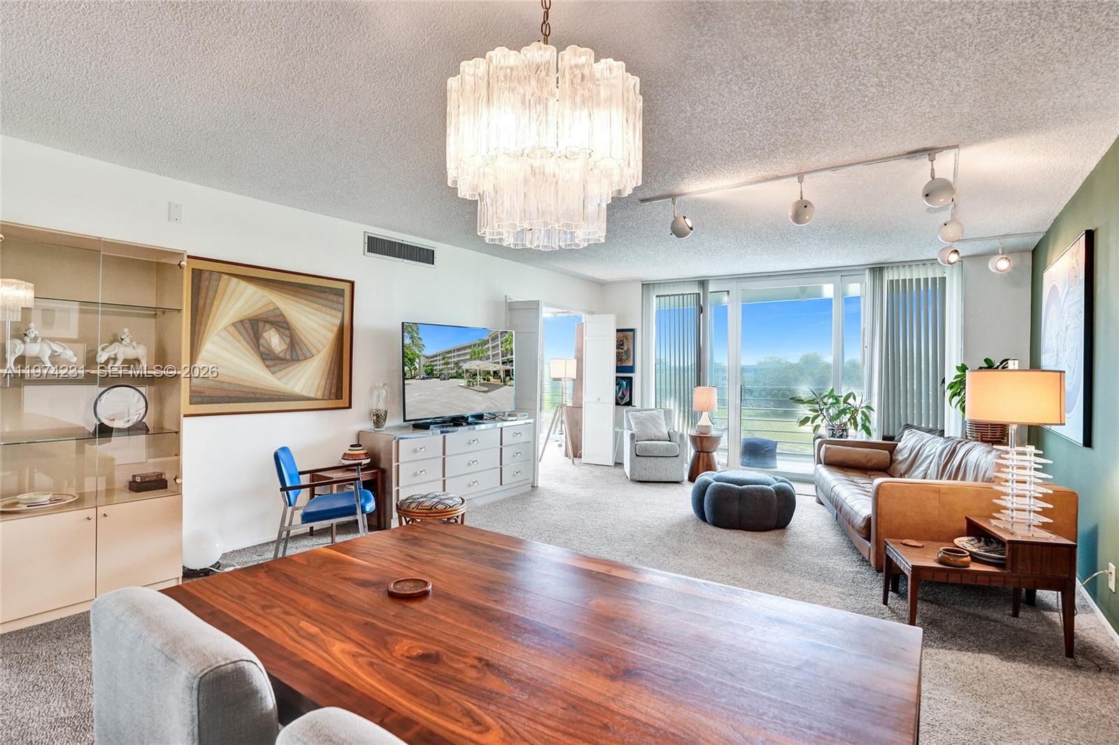 NO 96 PALM-AIRE COUNTRY C - Residential Lease