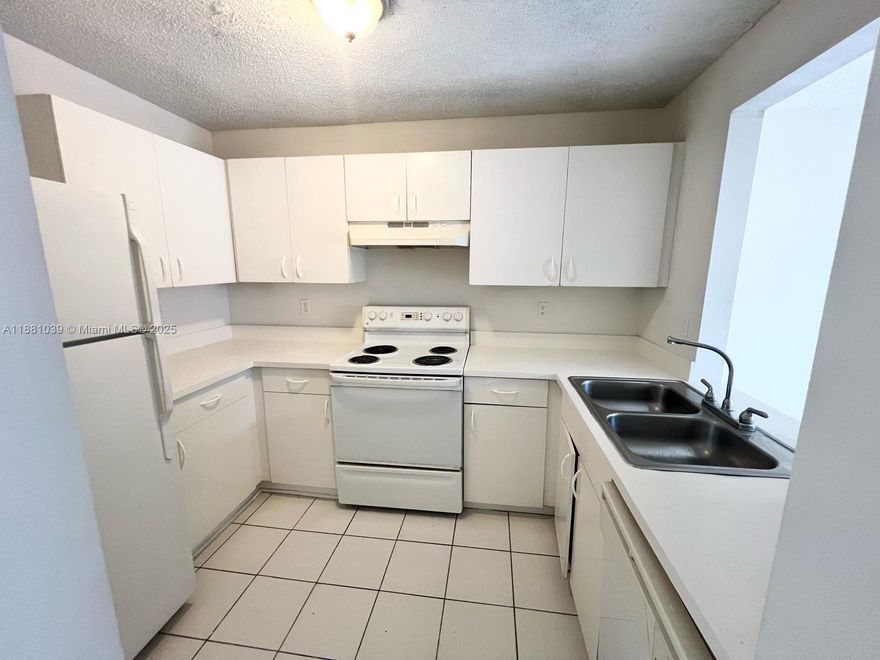 Beautifully maintained 3/2.5 townhome featuring tile and laminate flooring, in-unit washer/dryer, and a private fenced patio perfect for relaxing or entertaining. The primary suite is conveniently located on the first floor, with two additional bedrooms upstairs. Enjoy community amenities including a sparkling pool and a children’s play area, all in a prime Palm Springs location close to shopping, dining, and entertainment.