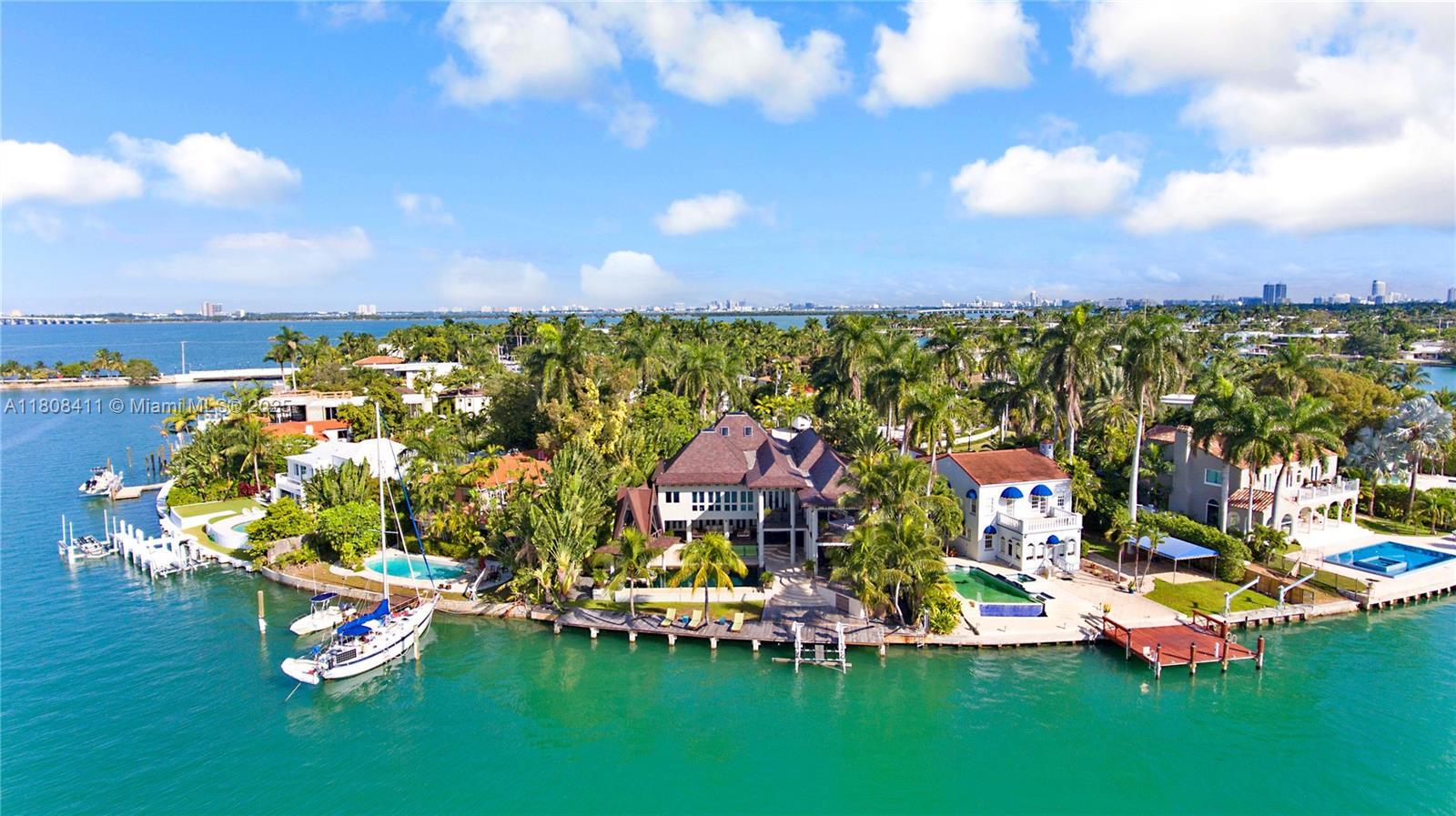 14 W San Marino Dr