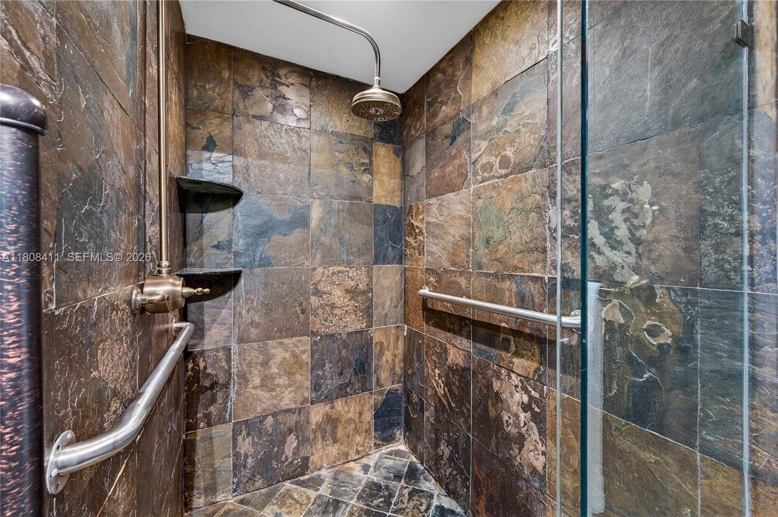 SAN MARINO ISLAND - Residential