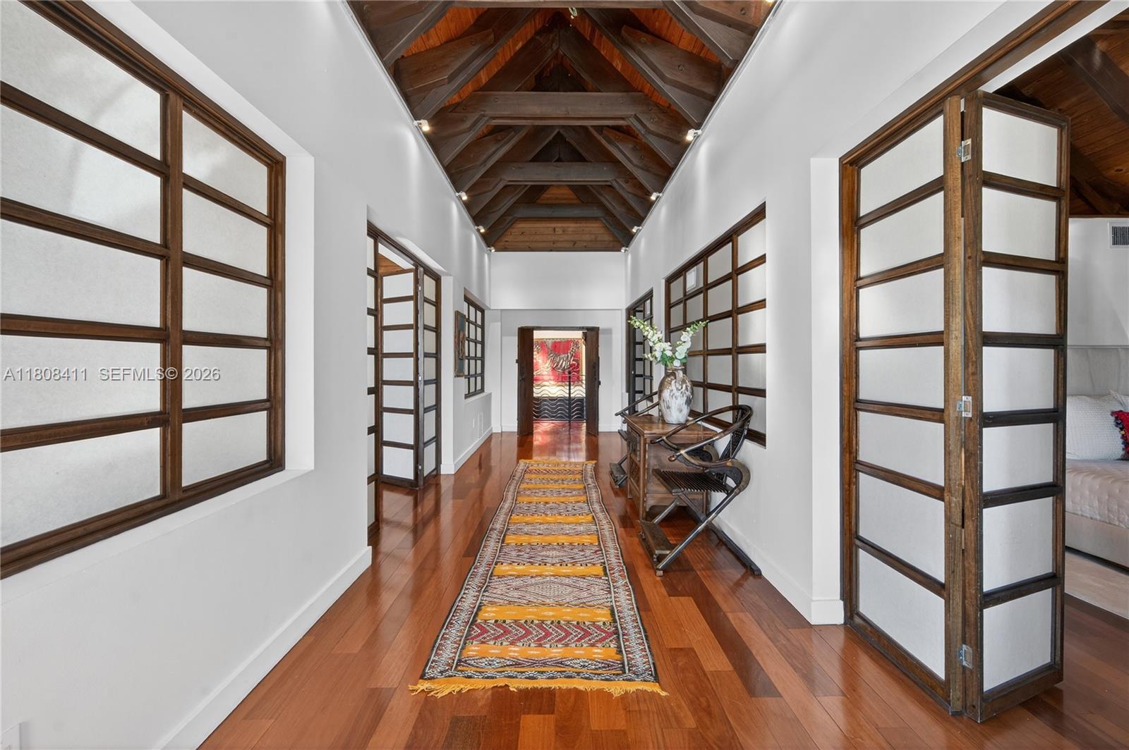 SAN MARINO ISLAND - Residential