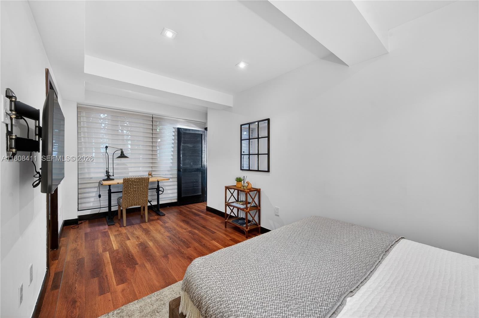 SAN MARINO ISLAND - Residential