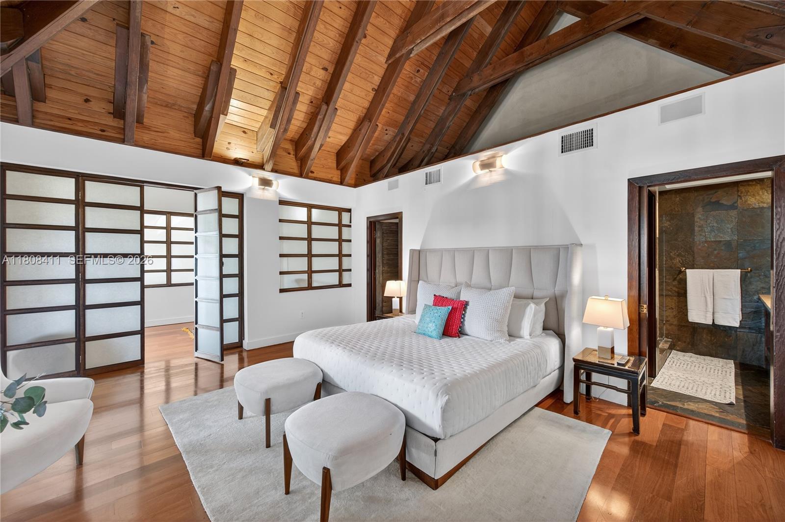 SAN MARINO ISLAND - Residential