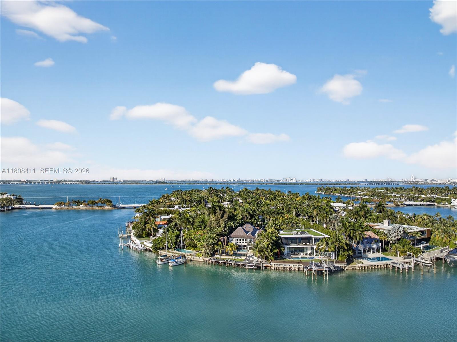 SAN MARINO ISLAND - Residential