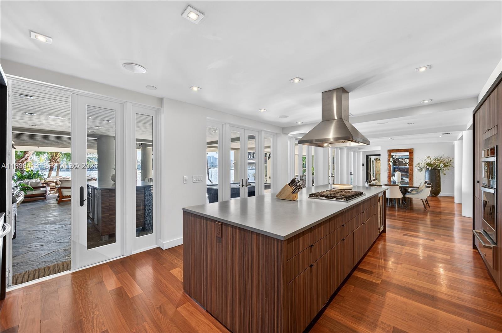 SAN MARINO ISLAND - Residential